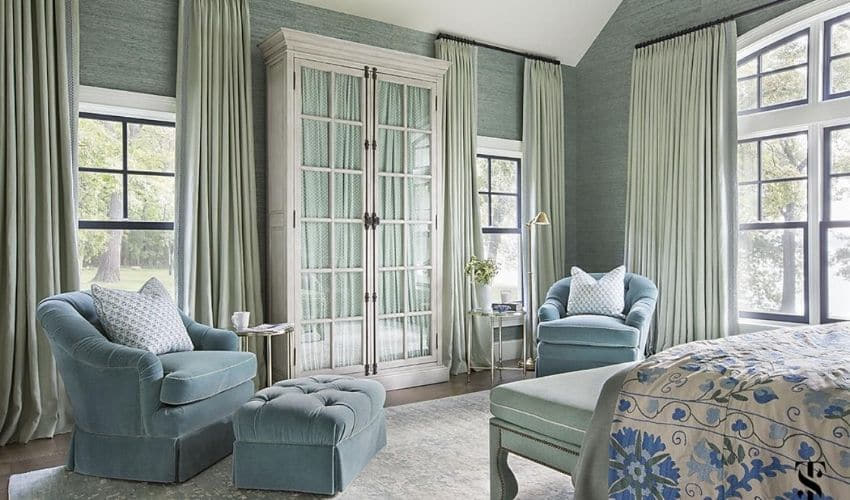 What Color Curtains Go With Green Walls