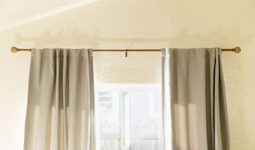 Curtain Rod To Hang Curtains
