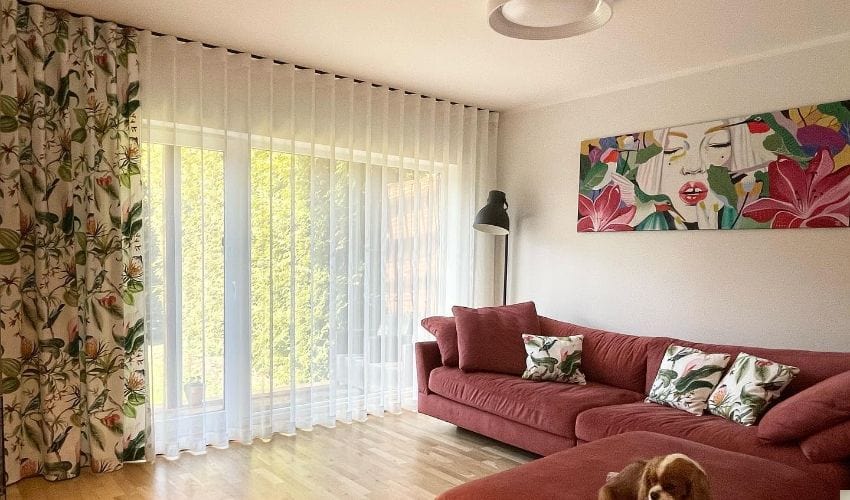Have A Look At The Best Curtains For Drawing Room