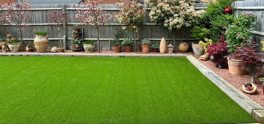 Have A Look At The Perks & Pros Of Artificial Grass Lawns
