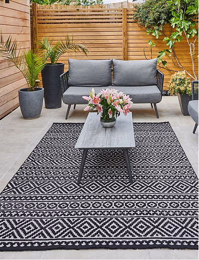Outdoor Carpets in Dubai