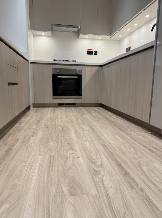 vinyl plank flooring Dubai
