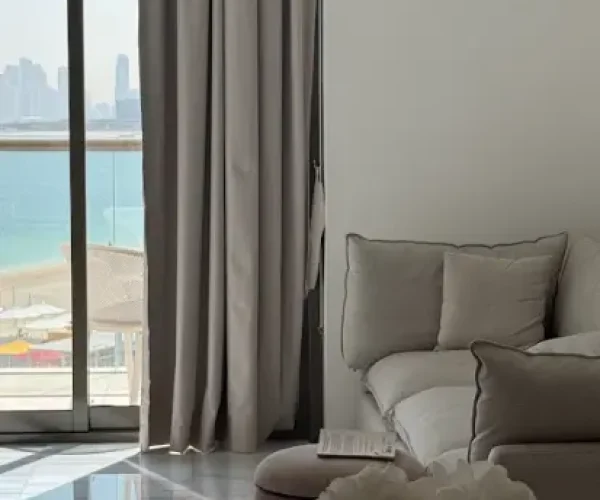 minimalist curtains Dubai